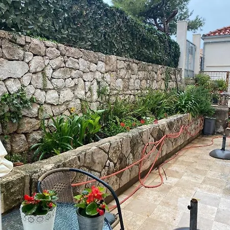 Le Jardin De Daniele Apartment